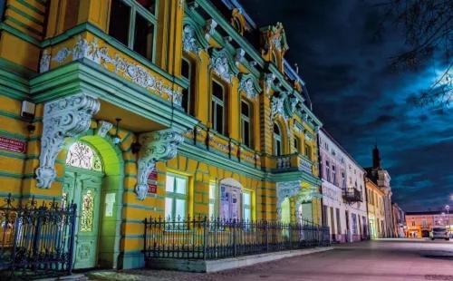 Europa22 Apartament "Sen Jak W Pieciogwiazdkowym Hotelu" - Centrum Miasta Tomaszow Mazowiecki Luaran gambar